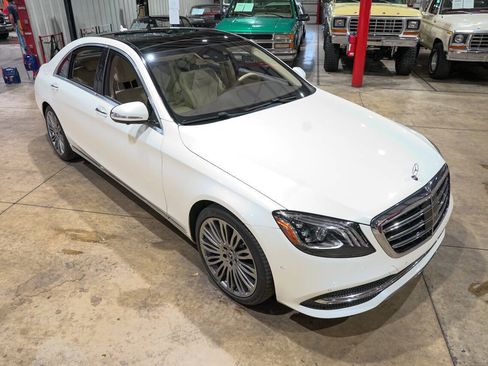 Used 2019 Mercedes-Benz S 450 Sedan image 14