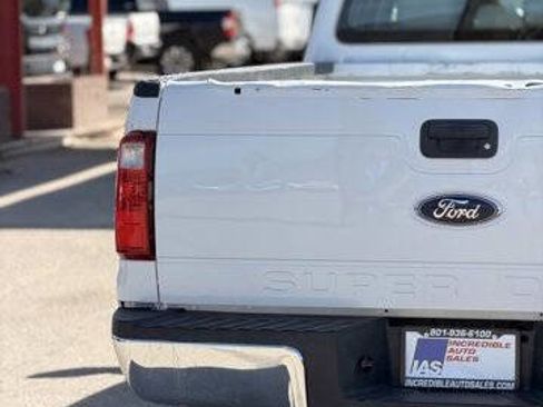 Used 2016 Ford F250 XL w/ Power Equipment Group AWD/4WD image 6