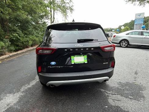 Certified 2024 Ford Escape Platinum AWD/4WD image 7