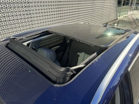 Certified 2025 Audi Q5 2.0T Premium Plus image 19