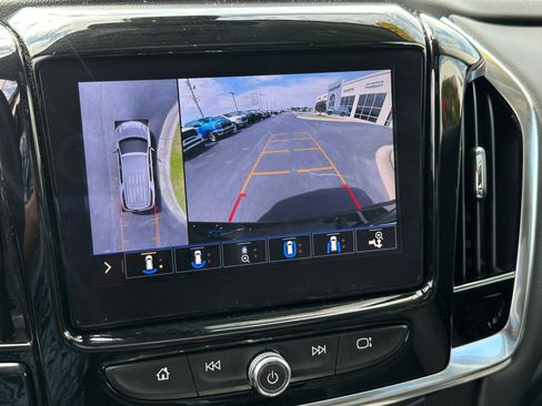 Used 2021 Chevrolet Traverse Premier w/ Redline Edition FWD image 15