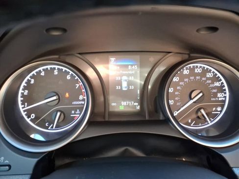 Used 2023 Toyota Camry SE image 23