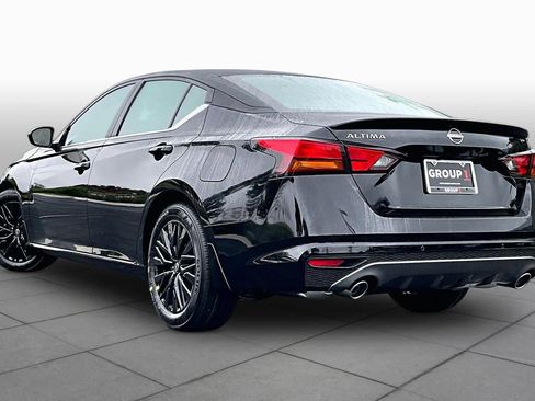 New 2026 Nissan Altima 2.5 SV FWD image 12