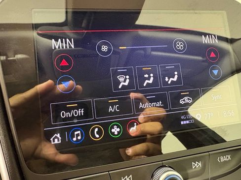 Used 2023 Chevrolet Malibu LT FWD image 35
