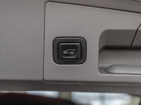 Used 2019 Cadillac XT5 Luxury AWD/4WD image 35