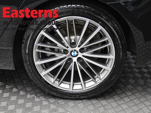 Used 2019 BMW 530i xDrive w/ Convenience Package AWD/4WD image 8