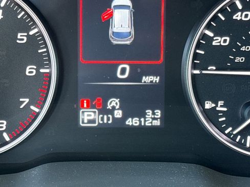 Certified 2025 Subaru Crosstrek 2.5i Limited w/ Crosstrek Mirror Package image 28