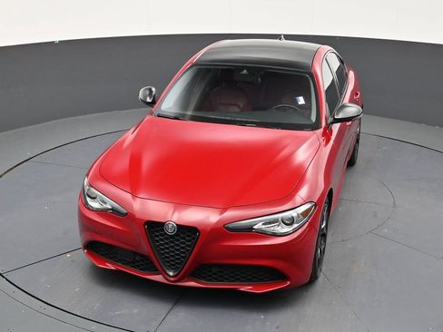 Used 2021 Alfa Romeo Giulia Sprint w/ Nero Edizione RWD image 19