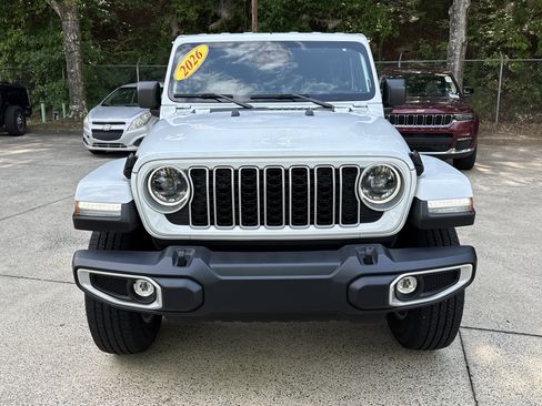 Used 2026 Jeep Wrangler Unlimited Sahara AWD/4WD image 2
