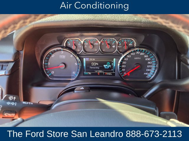 Used 2018 Chevrolet Suburban LT AWD/4WD image 26