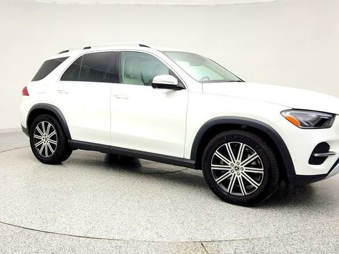 Used 2025 Mercedes-Benz GLE 350 4MATIC image 3