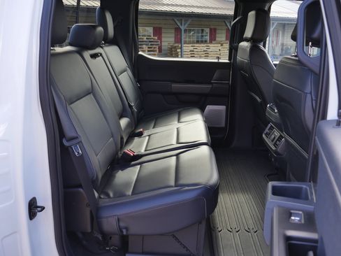 Certified 2025 Ford F150 Lariat w/ Equipment Group 502A High image 33