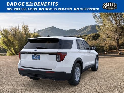 New 2026 Ford Explorer Active RWD image 9