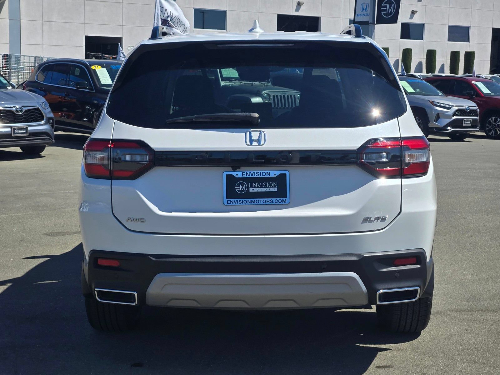 Certified 2025 Honda Pilot Elite image 6