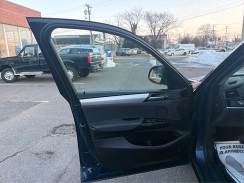 Used 2017 BMW X3 xDrive28i image 21