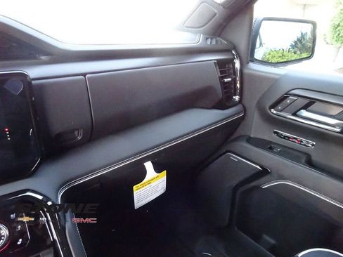 New 2026 GMC Sierra 1500 AT4X image 30