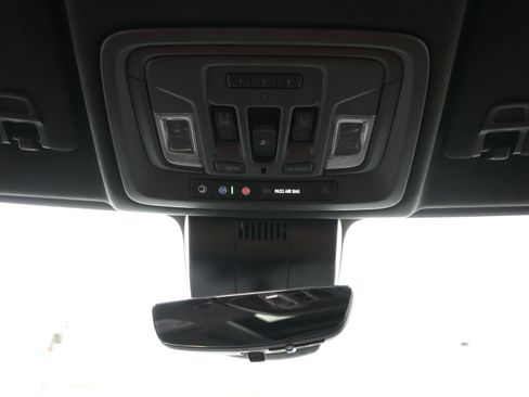 Used 2024 GMC Sierra 2500 Denali Ultimate AWD/4WD image 28