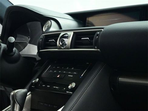 Used 2017 Lexus IS 300 F Sport w/ F Sport Package image 36