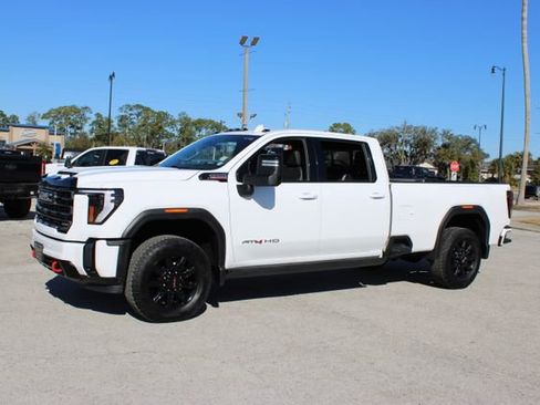 Used 2024 GMC Sierra 2500 AT4 w/ AT4 Premium Plus Package image 5