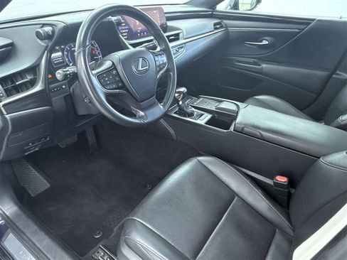 Used 2019 Lexus ES 350 image 12