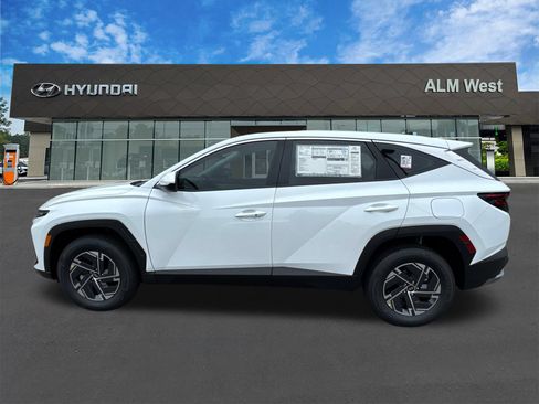 New 2026 Hyundai Tucson Blue SE AWD/4WD image 9