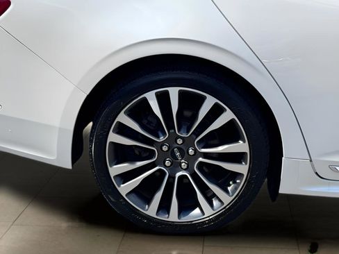 Used 2019 Lincoln Continental Reserve FWD image 44