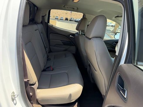 Used 2015 GMC Canyon SLT RWD image 17