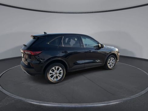 Certified 2025 Ford Escape Active image 8