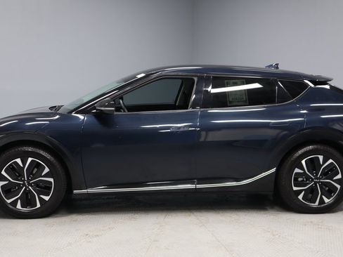 Used 2022 Kia EV6 Wind image 7