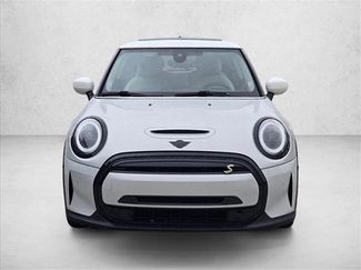 Certified 2023 MINI Cooper SE video 2
