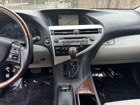 Used 2010 Lexus RX 450h AWD image 25