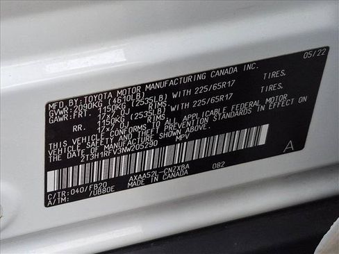 Used 2022 Toyota RAV4 LE FWD image 17