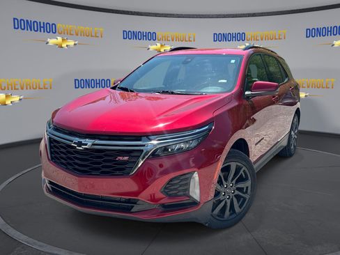 Used 2023 Chevrolet Equinox RS FWD image 4