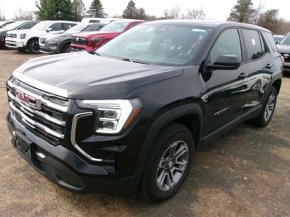 Used 2025 GMC Terrain Elevation