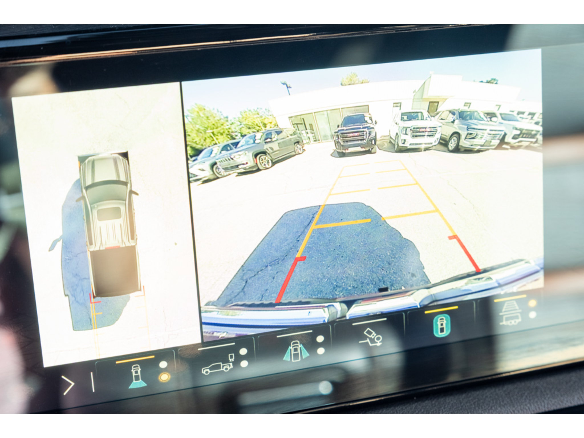 Used 2023 GMC Sierra 1500 AT4 w/ AT4 Premium Package AWD/4WD image 23
