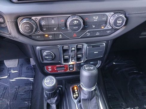 New 2026 Jeep Wrangler Unlimited Rubicon 392 w/ Quick Order Package 27X Moab AWD/4WD image 10