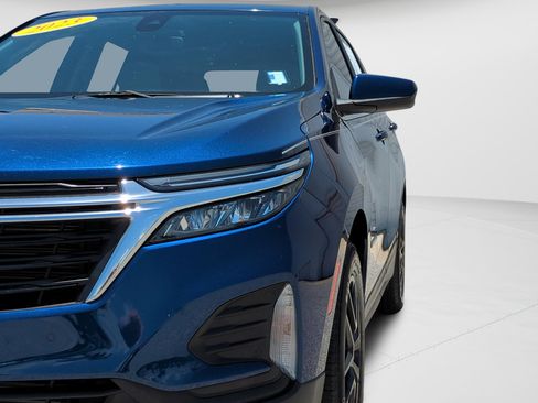 Used 2023 Chevrolet Equinox LT FWD image 25