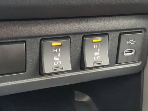 Certified 2024 Toyota Corolla Cross XSE image 13