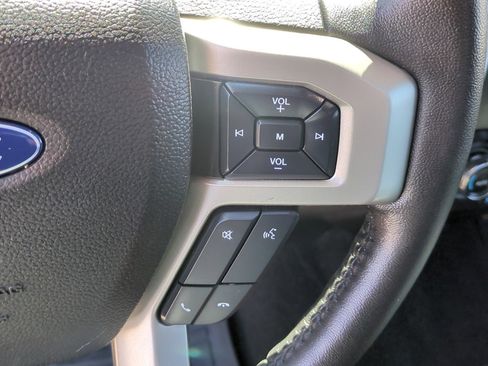 Used 2020 Ford F150 Lariat image 20