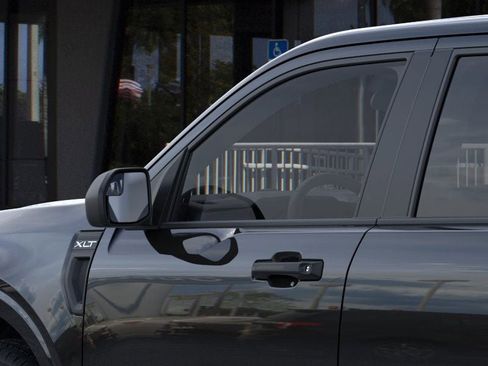 New 2025 Ford Maverick XLT image 21