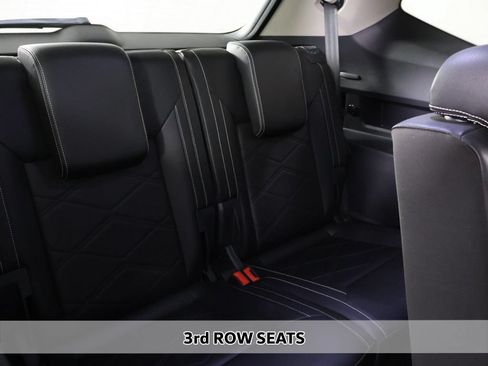 Used 2025 Volkswagen Atlas SE w/ Panoramic Sunroof Package AWD/4WD image 8