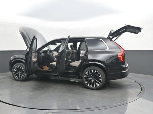 New 2026 Volvo XC90 B6 Ultra w/ Lounge Package AWD/4WD image 38