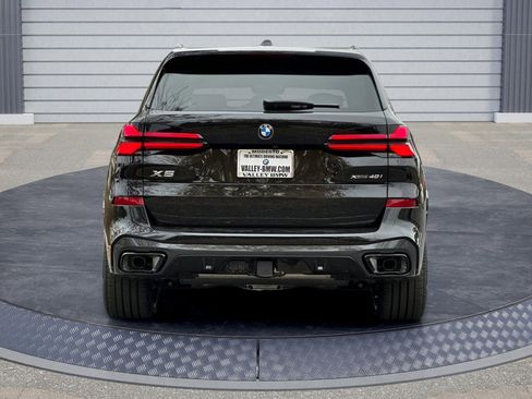 New 2026 BMW X5 xDrive40i w/ Executive Package image 5