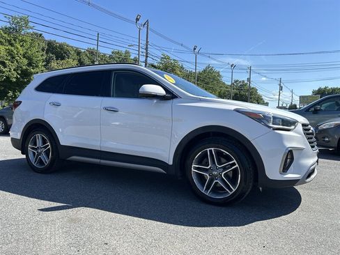 Used 2019 Hyundai Santa Fe XL AWD/4WD image 3