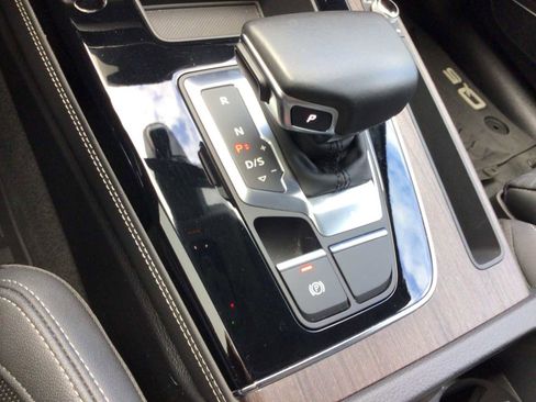 Used 2021 Audi Q5 Prestige AWD/4WD image 21