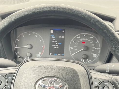 Used 2023 Toyota Corolla LE image 24