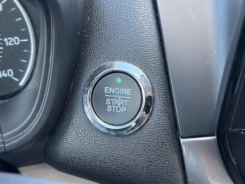 Used 2019 Ford EcoSport SE w/ SE Convenience Package FWD image 24