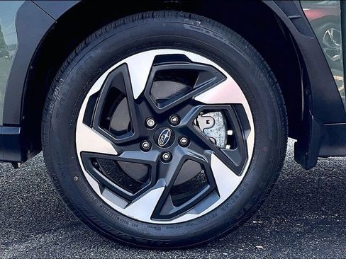 Certified 2024 Subaru Crosstrek 2.5i Limited AWD/4WD image 10