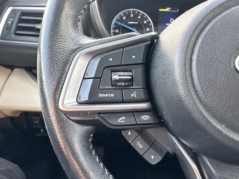 Used 2022 Subaru Ascent Limited w/ Technology Package image 19