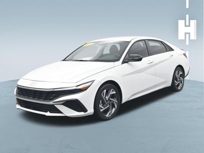 Used 2025 Hyundai Elantra SEL